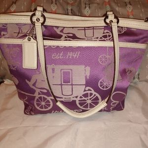 !!VINTAGE COACH PURSE!! **Authentic**